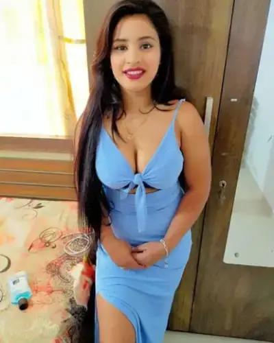 Chamorshi Escorts