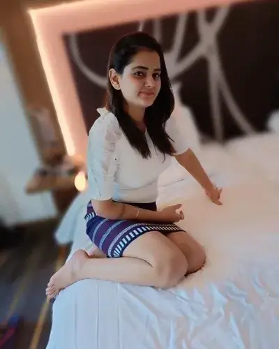 Escort Service In Chamorshi
